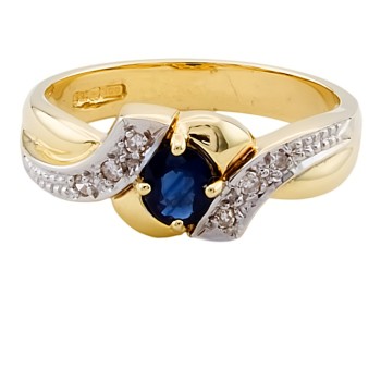 9ct gold Sapphire/Diamond Ring size O